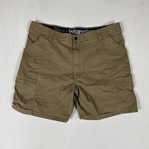 Wrangler All Terrain Gear Canvas Shorts Men's Size 40 Tan Pockets Hiking Casual
